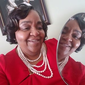 Meet your Posher, Marva